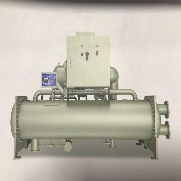 LHVE系列永磁同步變頻螺桿式冷水機(jī)組外觀圖.jpg